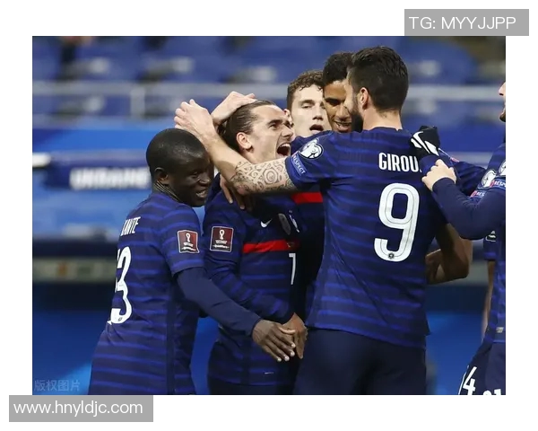 汉堡1-1逼平奥格斯堡,惜败胜利在望,主场赛季开门红